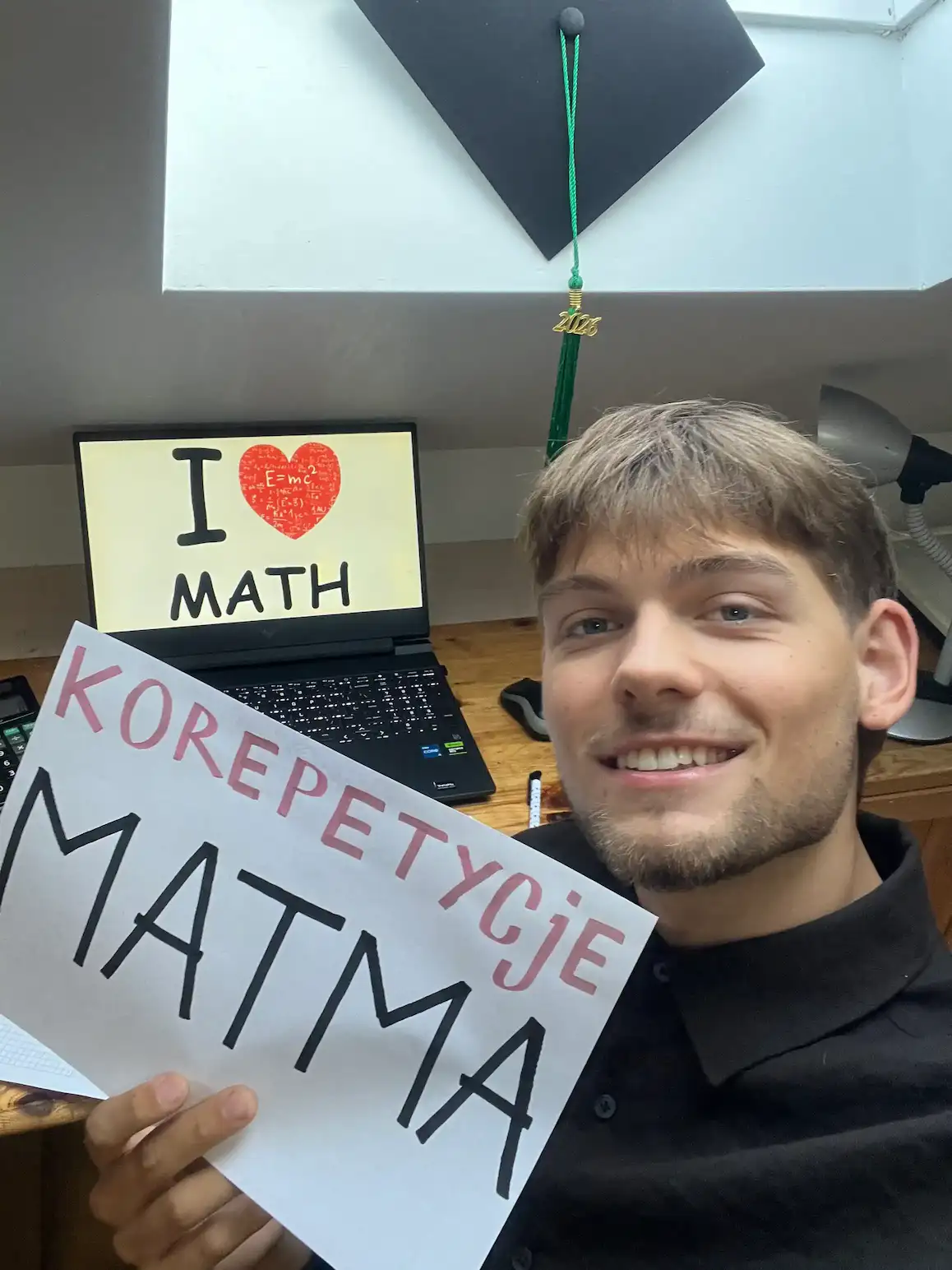 Korepetycje z matmy — tabliczka „KOREPETYCJE MATMA